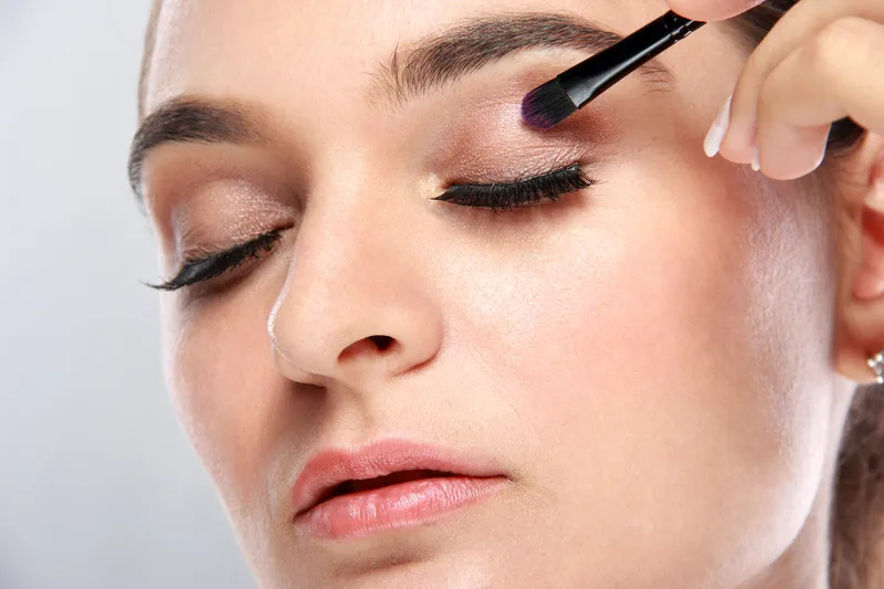 TOP 6 technik wykonania makijażu oka - pamiętaj o nich!